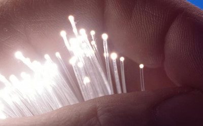 Nuevos analizadores portátiles EXFO: Pruebas multi-servicio hasta 100 Gbit/s con interfaces CFP4 y QSFP